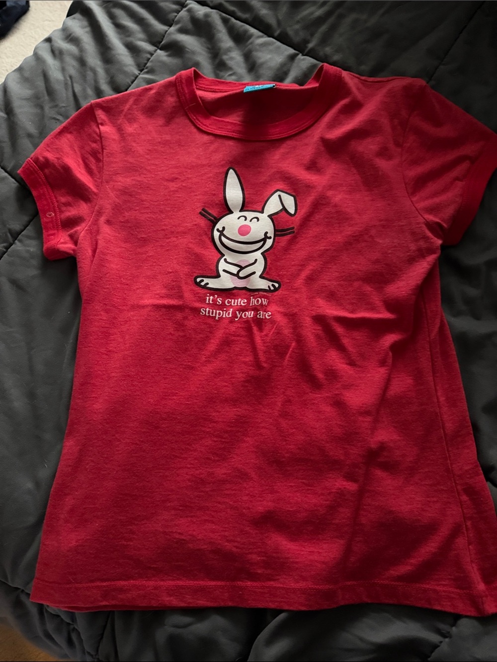 Playful Red Short-Sleeve Graphic Tee with Bunny Motif